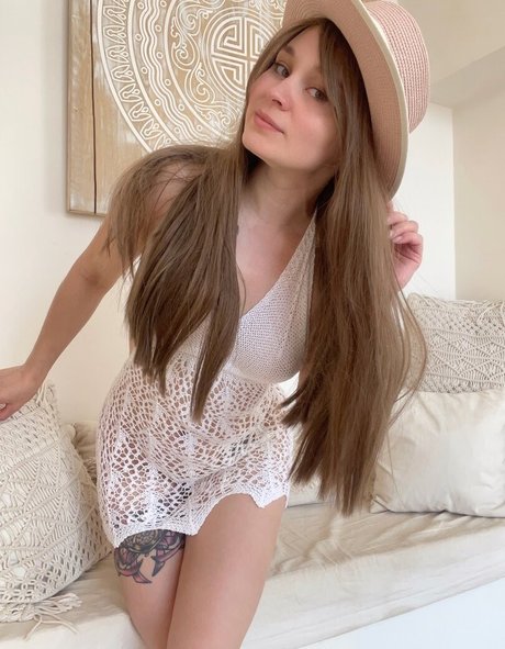 Felibelka kostenlose erotische fotos