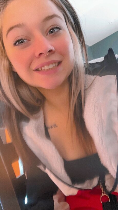 Toxic Attraction top erotische foto