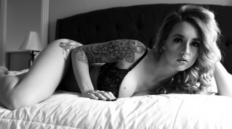 Anya exklusive pornostar bilder