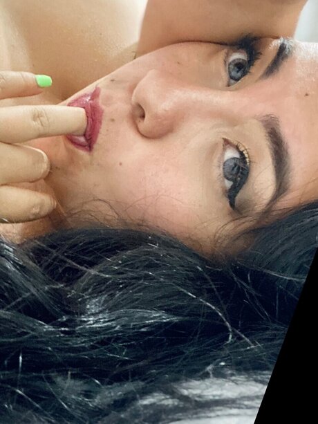 Lya kostenlose hübsche bilder