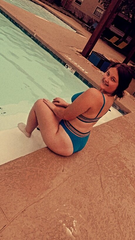 Cassandra Dean erotische akt galerie