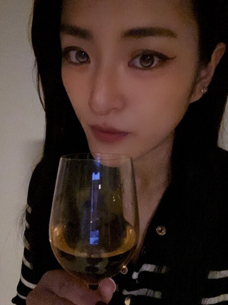 Asiantina pornostar exklusive fotos