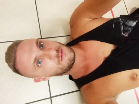 Stefano Allegrucci pornostar nackten bilder