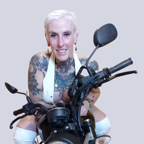 tramper girl 01 model porno bilder