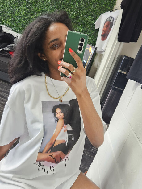 Priya Peach xoxo beste pornografische galerien