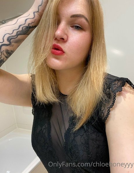 chloehoneyyy freie nacktheit bilder