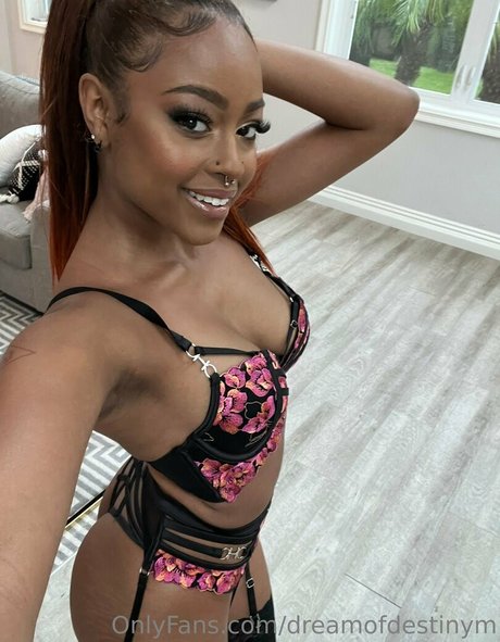 dreamofdestinym sexy bild