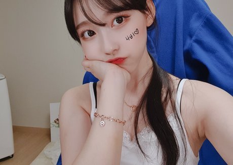 rofvmtm nacktheit sexy bild