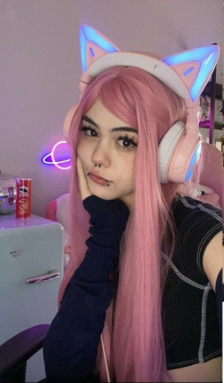 weibliche zwerg-onlyfans sexy heiße foto