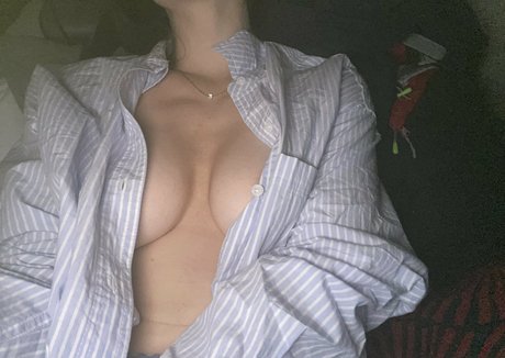 elenaaa95 schauspielerin nette foto