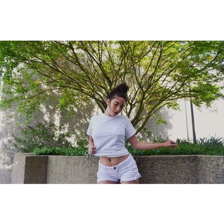 kurvige ebenholz-onlyfans exklusive kostenlose galerie