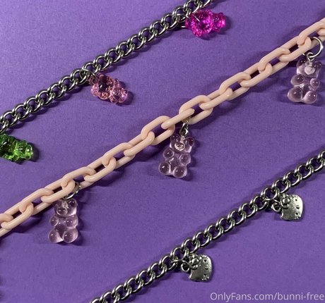 bunni free kostenlose nacktheit foto