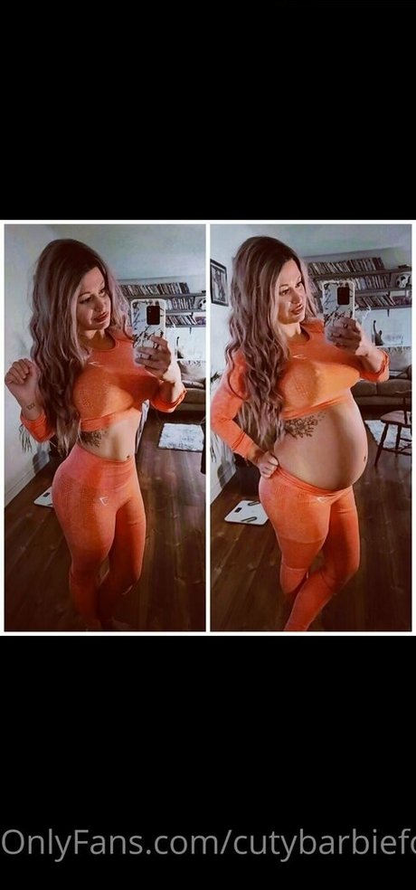 cutybarby model erotische foto