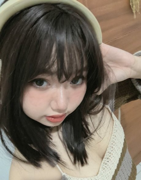 Mizaki Levi beste top bild