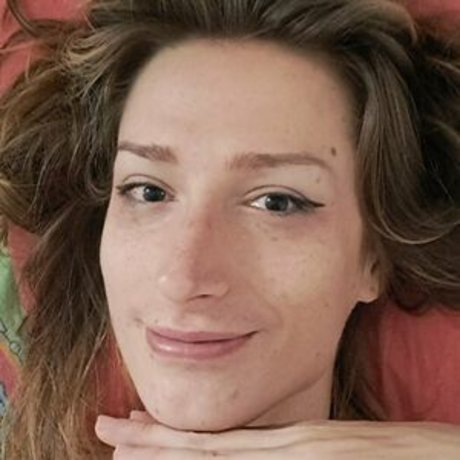 große titten gothic onlyfans hübsche schöne fotos