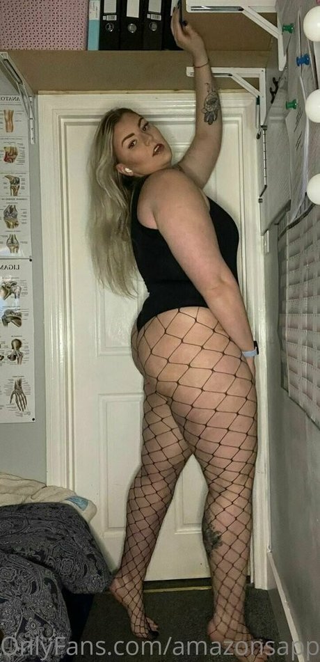 amazonsapphirestone erotische xxx bild