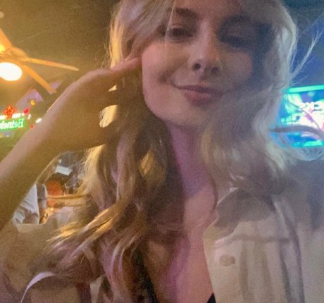 Tarah Kayne top nackte foto