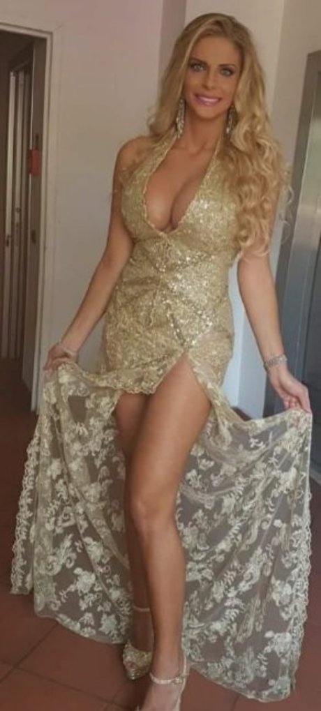 Francesca Cipriani schauspielerin heiße fotos