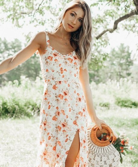 Hailey Lower porno akt galerie