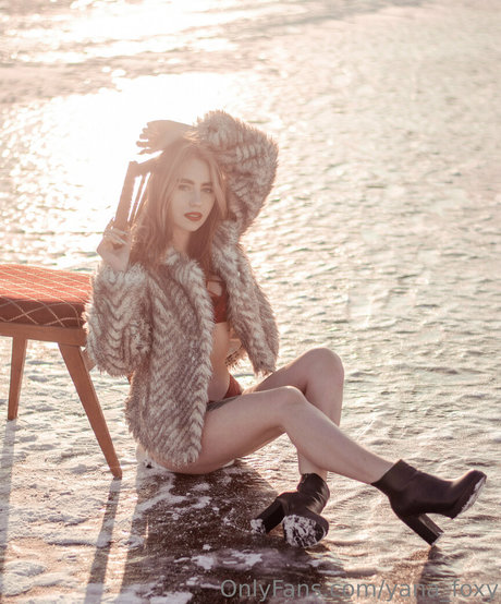 yanafoxy free model sex galerie