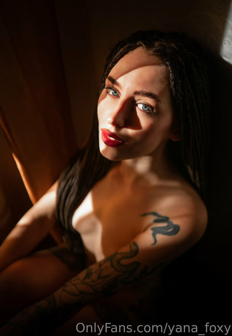 yanafoxy free kunst pornografische bild