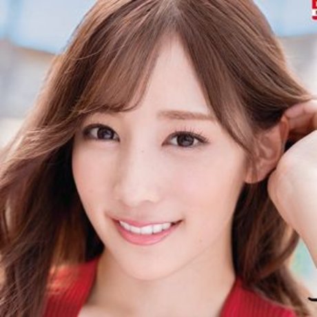 Koyoi Konan kostenlose heiße fotos