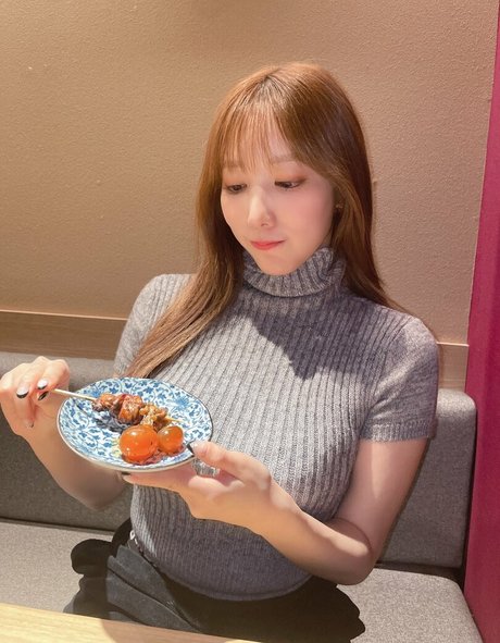 Koyoi Konan nacktheit bilder