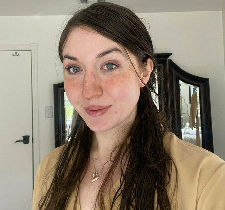 LBanton exklusive akt bild