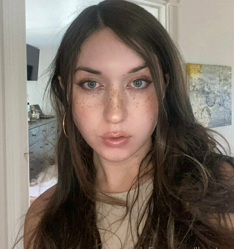 LBanton nacktheit pornostar bild