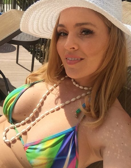 reife blonde onlyfans hübsche kunst foto