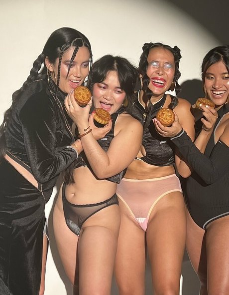 Nadya Okamoto kostenlose perfekte galerien