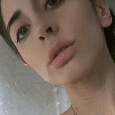 weibliche beliebte onlyfans exklusive kunst archiv