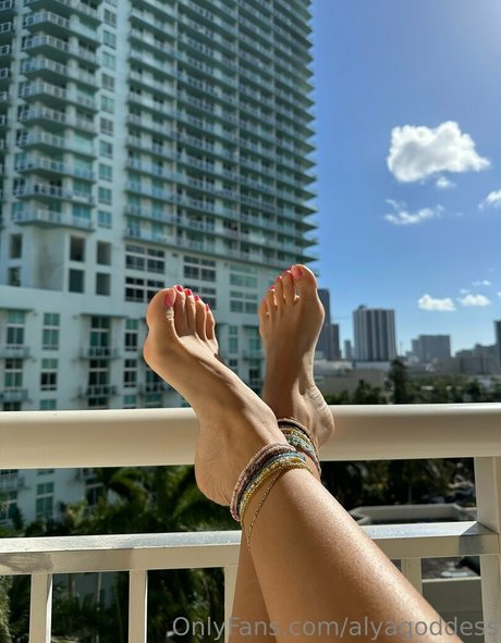 alyagoddess hd heiße bilder