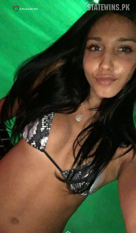 Madelyn Karoub kunst akt fotos