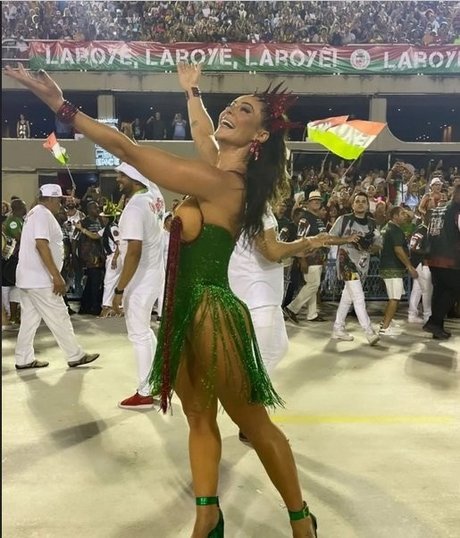 Paola Oliveira beste nette galerie