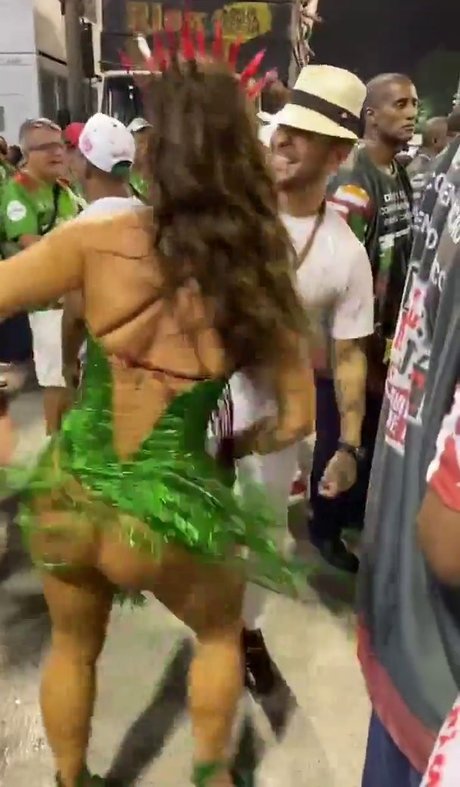 Paola Oliveira porno nacktheit foto