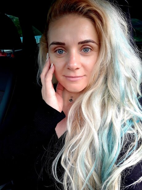 Sanda Ioana exklusive heiße galerien