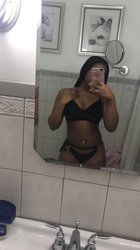 Chasm ne freie akt fotos