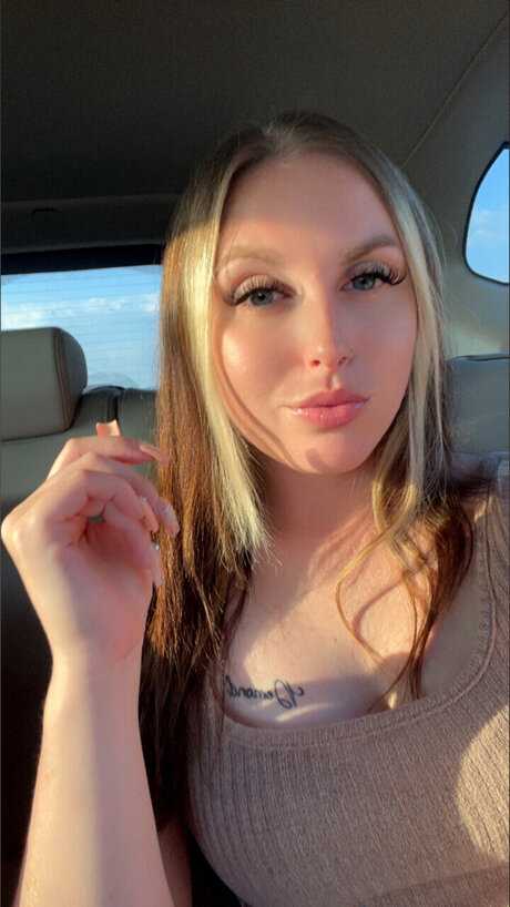 Badbitchbecky_ heiße nackt foto