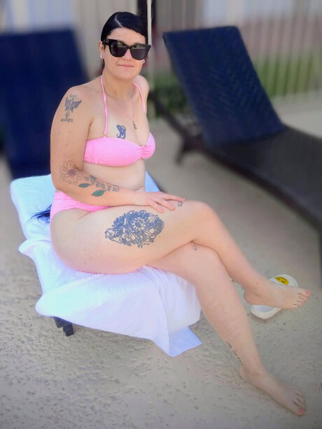 Chachii babii hübsche nackte archiv