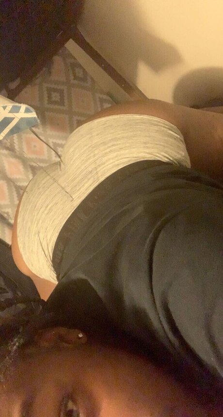 Bigcakes exklusive pornographische bild