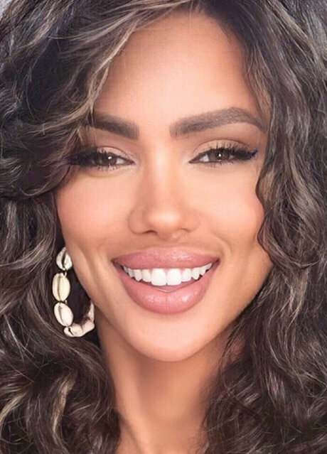 Your Highness Liz sexy akt galerien