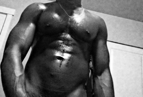 Mr R A W reaches all walls_ porno xxx foto