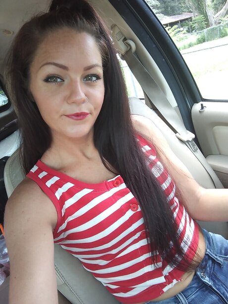 Brittney Mullins kunst sex archiv