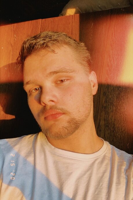 P1Sy hübsche nackte fotos