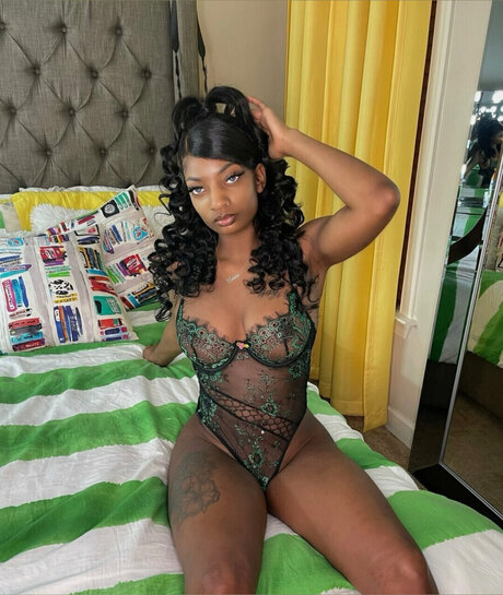 brasilianische muschi nur fans heiße hübsche bild