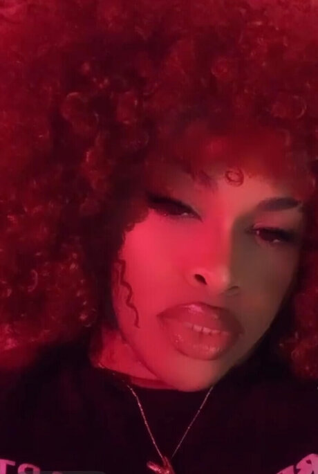 Miyake_ schauspielerin akt galerie