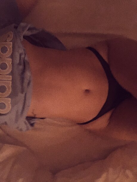 Amira schauspielerin akt fotos