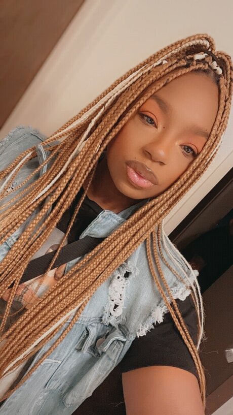 NixxiNixxxx_ schauspielerin erwachsene galerien