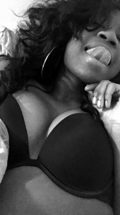 Babydolll exklusive nacktheit fotos